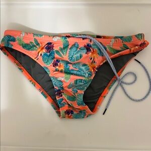Jolyn size small Tropical Floral Women's Swim Bottom